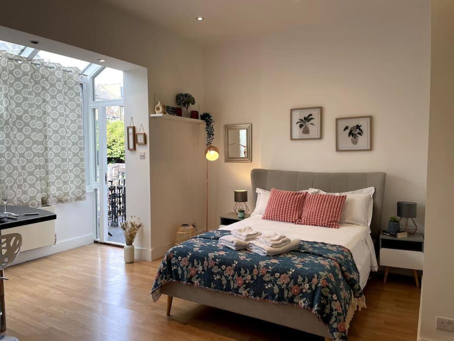 Cute&Cozy Studio Apt In Barons Court Londyn Zewnętrze zdjęcie
